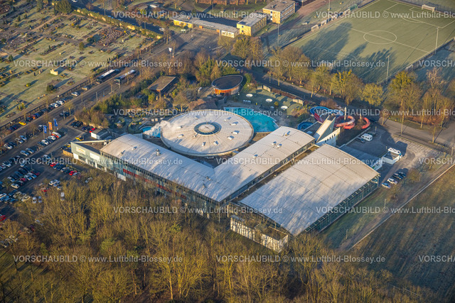 Hamm250200650Osten | Luftbild, Maximare Erlebnisbad mit Innen- und Außenschwimmbecken, Rutschen, Aqua-Fitness-Angeboten, Saunen und Anwendungen, Osten, Hamm, Ruhrgebiet, Nordrhein-Westfalen, Deutschland