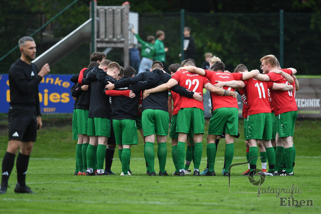 BV Bockhorn-SG FriPe | Relegation zur Kreisliga; BV Bockhorn (weiß)-SG FriPe (rot) am 05.06.2025 in Oldenburg/Ofenerdiek (Lagerstraße), Photo: Philip Eiben 2025 - Realisiert mit Pictrs.com