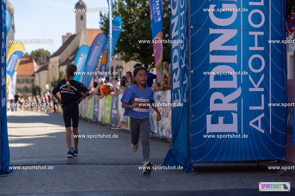VJ__3282 | Stadtlauf Erding 2025 #stadtlauferding #erdingstadtlauf #stadtlauf_erding #laufmotivation #trisporterding #yourpictrs #sportshot_your_pictrs