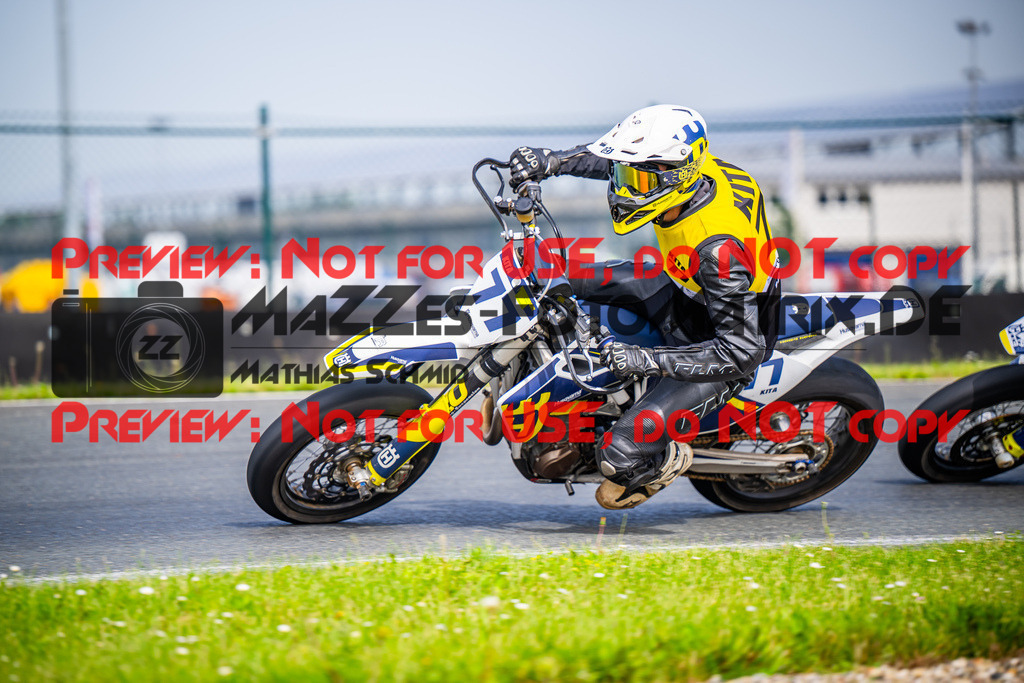 MaZZes_FotoMatrix_240621_6021986_0170 | GELL