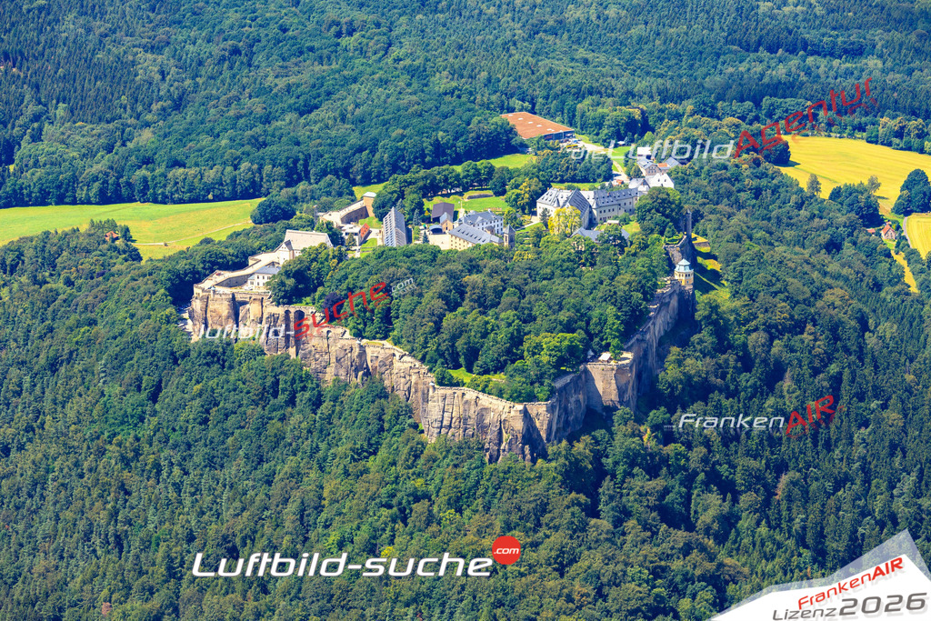 Die Luftaufnahme Festung-koenigstein -  wurde vom UL-Flugzeug (keine Drohne) aus fotografiert.Hohe Druck- Auflösung-die Geschenkidee!