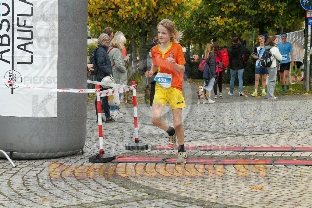 241020_1017_EX1_8548 | Sportfotografie im Rhein-Sieg Kreis, Köln, Bonn, NRW, Rheinland Pfalz, Hessen, etc. Unser Tätigkeitsfeld umfasst den Laufsport vom Volkslauf über den Marathon, Duathlon, Triathon bis zum Ultralauf wie Kölnpfad Ultra oder Schindertrail.