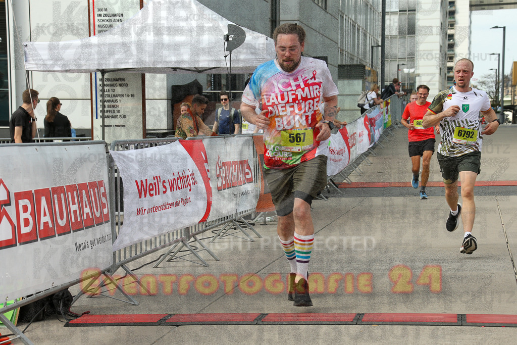 250920_1521_EX1_9058 | Sportfotografie im Rhein-Sieg Kreis, Köln, Bonn, NRW, Rheinland Pfalz, Hessen, etc. Unser Tätigkeitsfeld umfasst den Laufsport vom Volkslauf über den Marathon, Duathlon, Triathon bis zum Ultralauf wie Kölnpfad Ultra oder Schindertrail.