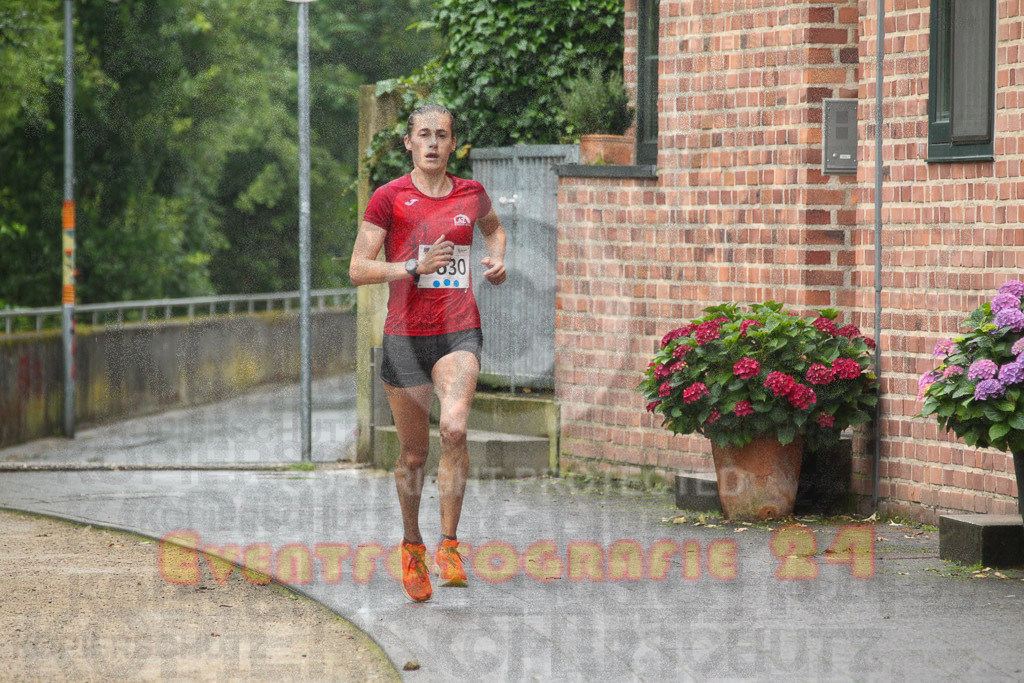 240622_1120_EV4_1113 | Sportfotografie im Rhein-Sieg Kreis, Köln, Bonn, NRW, Rheinland Pfalz, Hessen, etc. Unser Tätigkeitsfeld umfasst den Laufsport vom Volkslauf über den Marathon, Duathlon, Triathon bis zum Ultralauf wie Kölnpfad Ultra oder Schindertrail.