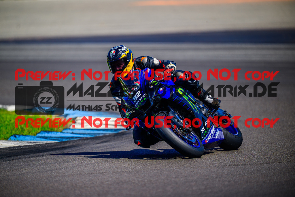 MaZZes_FotoMatrix_240520_6021986_7908 | WEISS