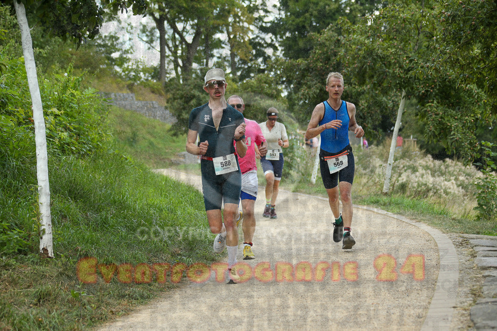 250824_1401_EX1_4666 | Sportfotografie im Rhein-Sieg Kreis, Köln, Bonn, NRW, Rheinland Pfalz, Hessen, etc. Unser Tätigkeitsfeld umfasst den Laufsport vom Volkslauf über den Marathon, Duathlon, Triathon bis zum Ultralauf wie Kölnpfad Ultra oder Schindertrail.