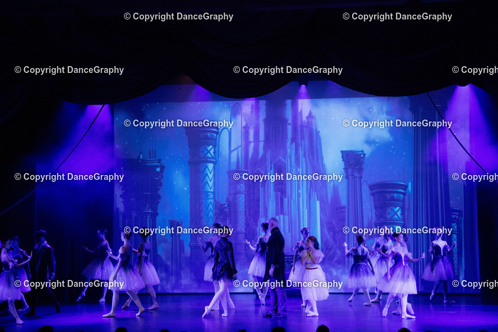 GPHY1517 | DanceGraphy - Realisiert mit Pictrs.com