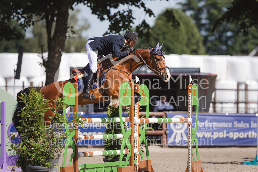 220614_Mühlen_Quali5j-764 | Late Entry Mühlen
Springpferdeprüfung Kl.M* 5j. Qualifikation zum Bundeschampionat
14.06.2022