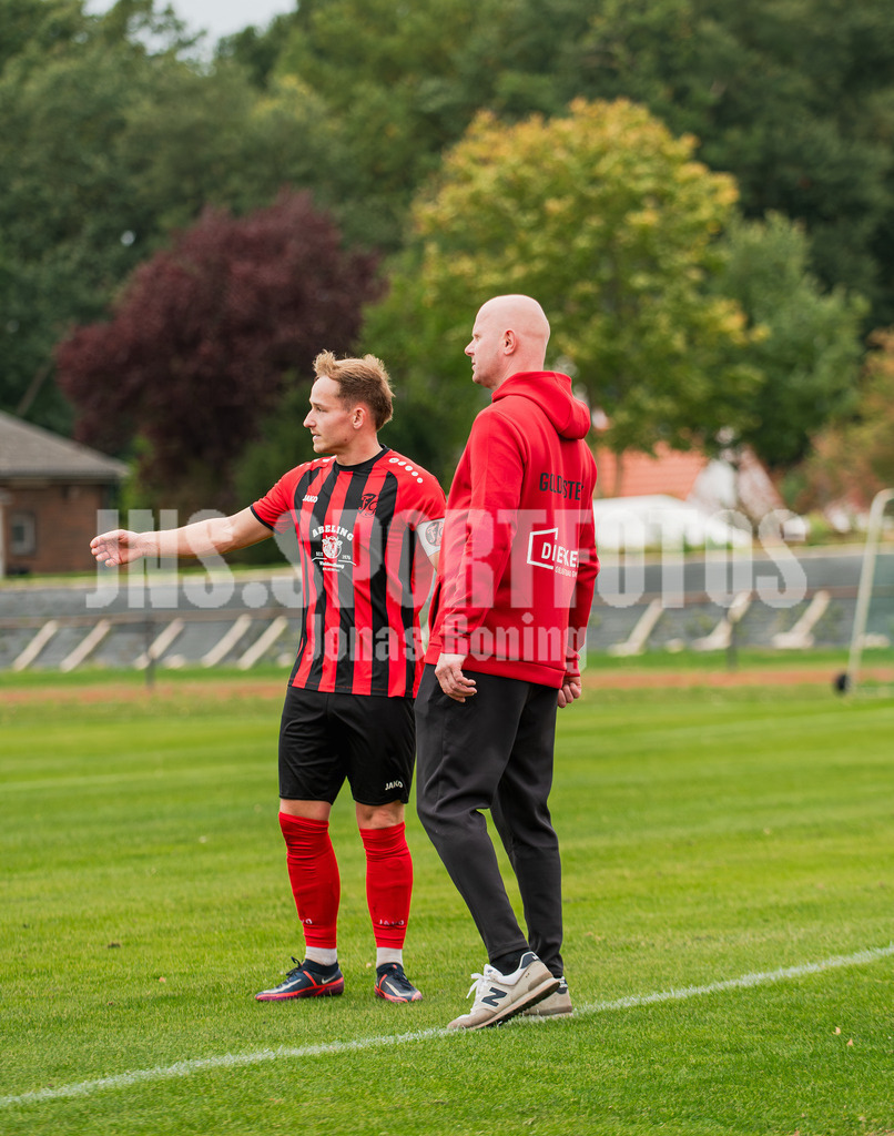 FRI-LOH-6 | jns.sportfotos - Realisiert mit Pictrs.com