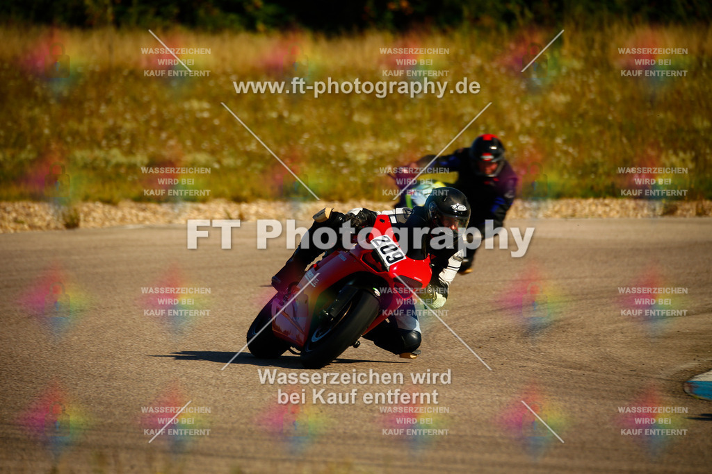 _MOT8577 | Hier findet Ihr Bilder von Touristenfahrten auf der Nürburgring Nordschleife oder von anderen Veranstaltungen die ich besucht habe. Viel Spass beim Durch Schauen 