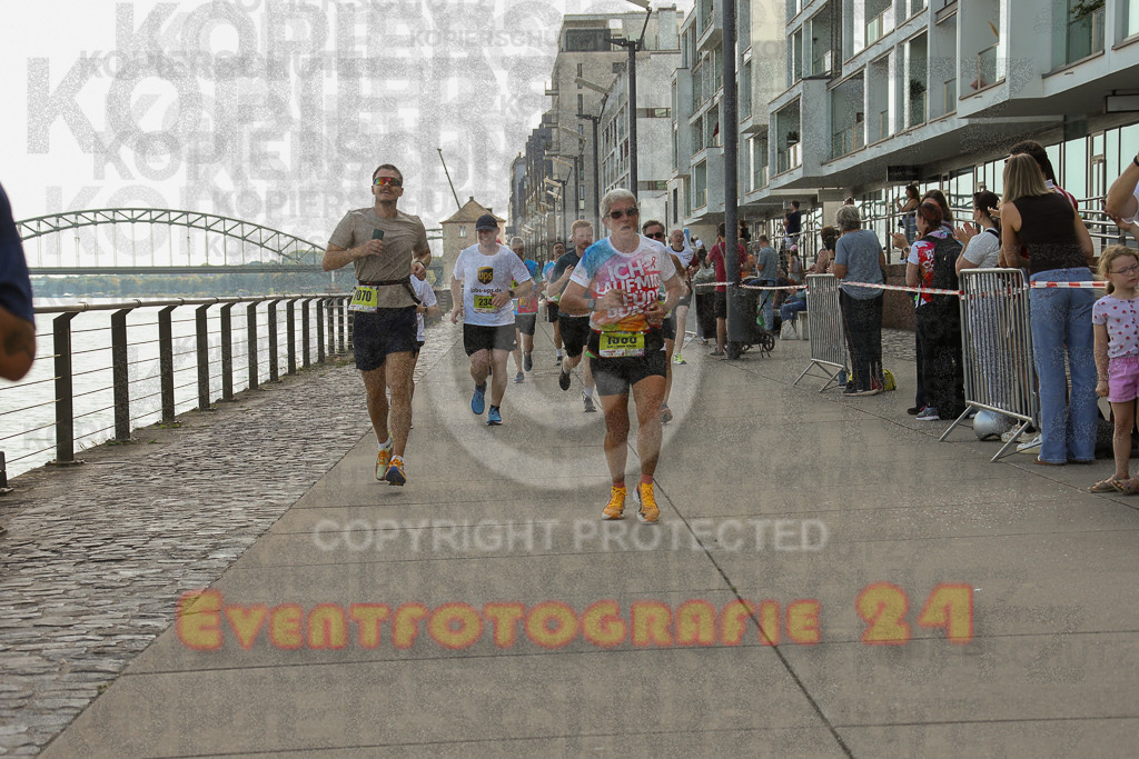 250920_1450_EX1_7818 | Sportfotografie im Rhein-Sieg Kreis, Köln, Bonn, NRW, Rheinland Pfalz, Hessen, etc. Unser Tätigkeitsfeld umfasst den Laufsport vom Volkslauf über den Marathon, Duathlon, Triathon bis zum Ultralauf wie Kölnpfad Ultra oder Schindertrail.