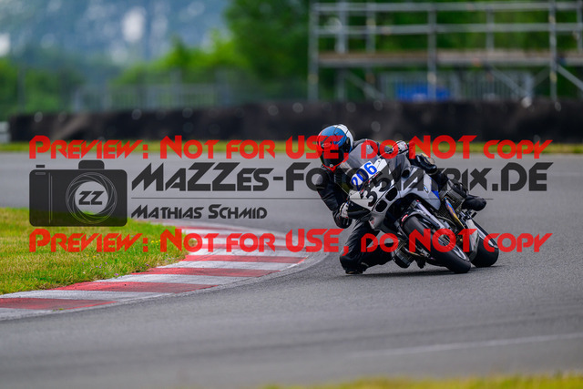 MaZZes_FotoMatrix_240724_6007705_1914 | BLAU