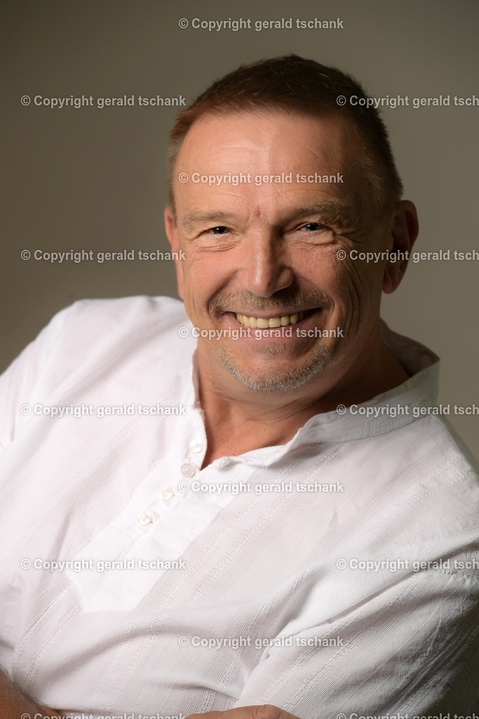 DSC_2194 | Wählen Sie hier bitte Ihr bestes Foto aus, mit diesem Bild wird Ihr Set produziert. Sollten Sie kein Bild wählen oder mehrere suchen wir das Beste aus!