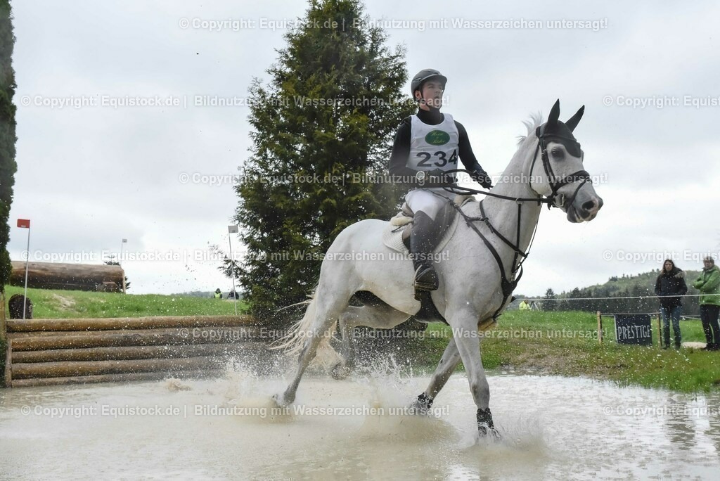 20230513_CCI2_Section2_Gelände_0553 | equistock