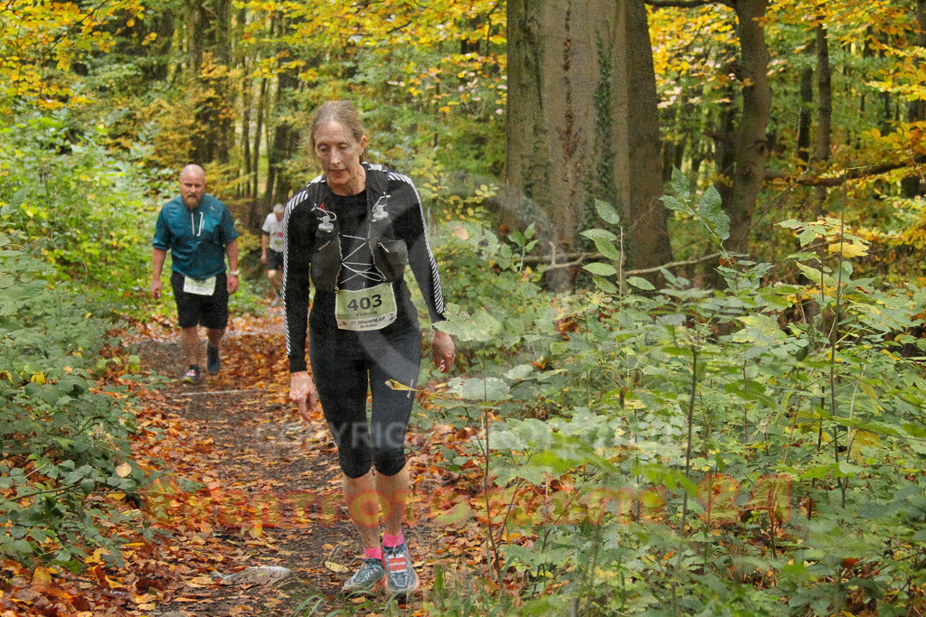 251026_1258_EV4_6252 | Sportfotografie im Rhein-Sieg Kreis, Köln, Bonn, NRW, Rheinland Pfalz, Hessen, etc. Unser Tätigkeitsfeld umfasst den Laufsport vom Volkslauf über den Marathon, Duathlon, Triathon bis zum Ultralauf wie Kölnpfad Ultra oder Schindertrail.