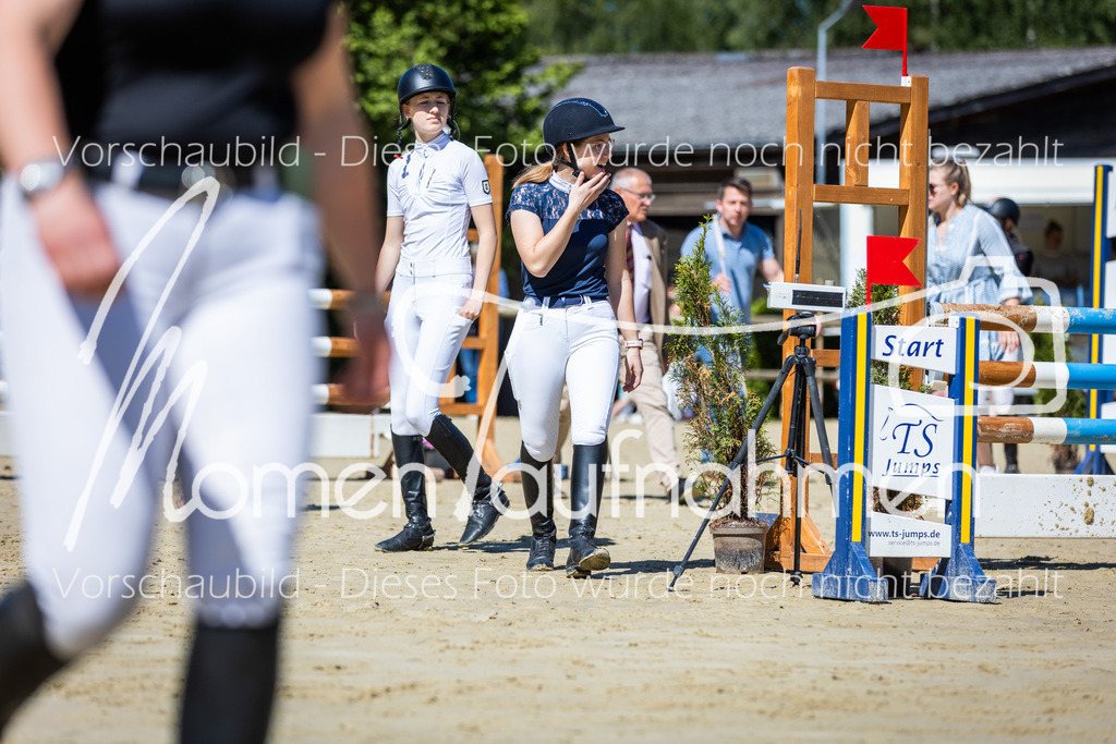 HH-Randmomente-006-5 | MomenTaufnahmen Pferdesportfotos