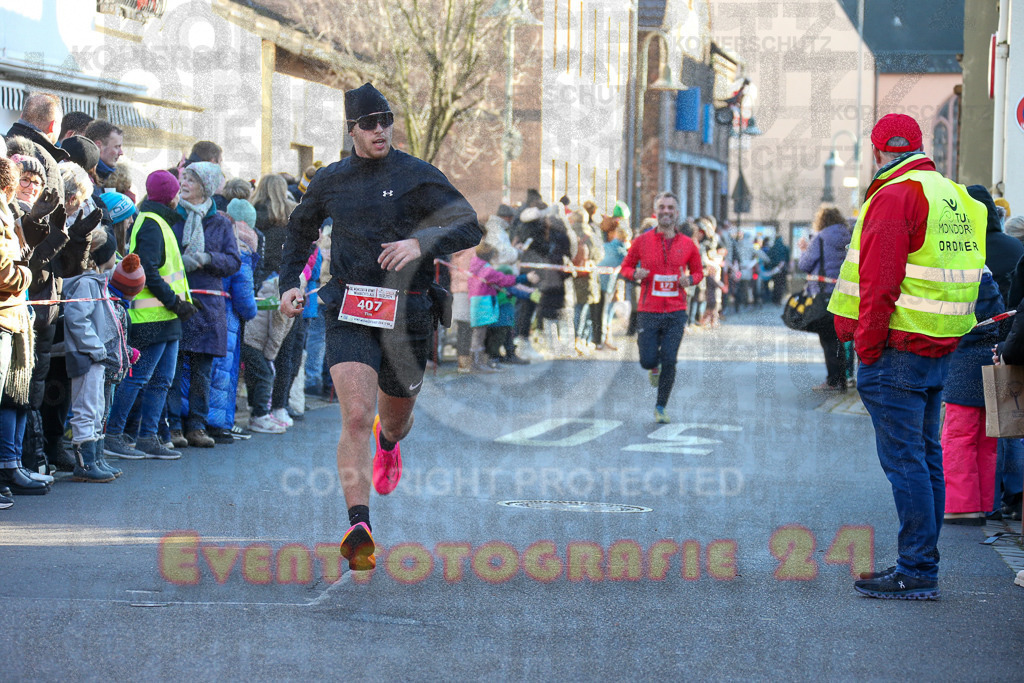 241201_1225_EX1_2039 | Sportfotografie im Rhein-Sieg Kreis, Köln, Bonn, NRW, Rheinland Pfalz, Hessen, etc. Unser Tätigkeitsfeld umfasst den Laufsport vom Volkslauf über den Marathon, Duathlon, Triathon bis zum Ultralauf wie Kölnpfad Ultra oder Schindertrail.