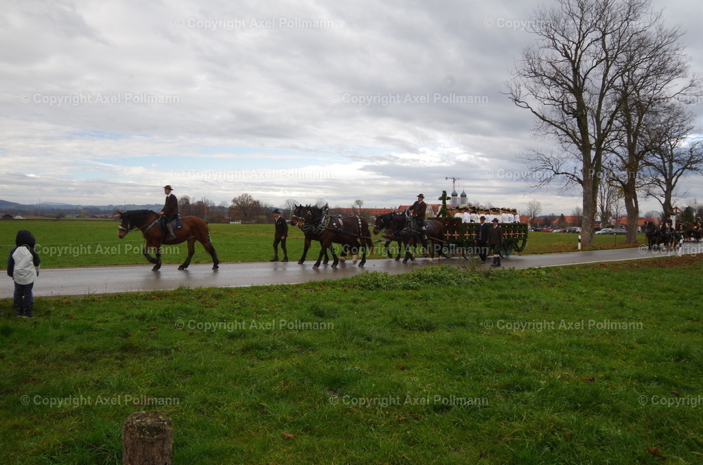IMGP9760 | fotografiert von Axel PollmannLeonhardi Wallfahrt Benediktbeuern und Murnau, Fronleichnam, Fasching, Landschaft im Loisachtal und Benediktbeuern  - Realisiert mit Pictrs.com
