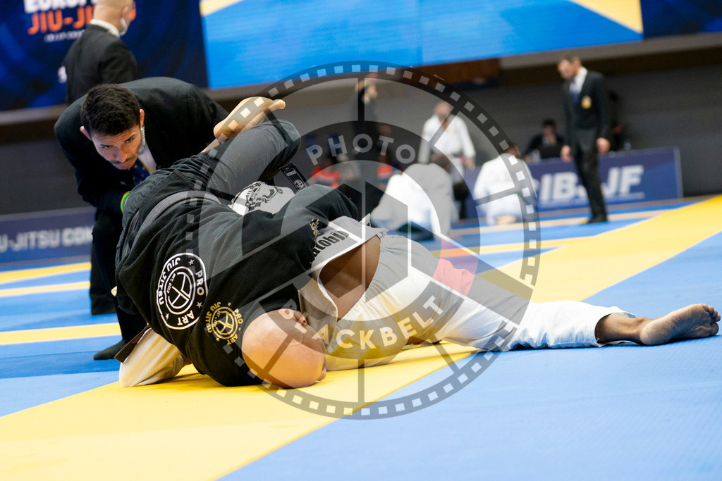 20240124PBB04282 | Fighters compete during the second day of the IBJJF European Championship in Paris, France, on January 24, 2024.