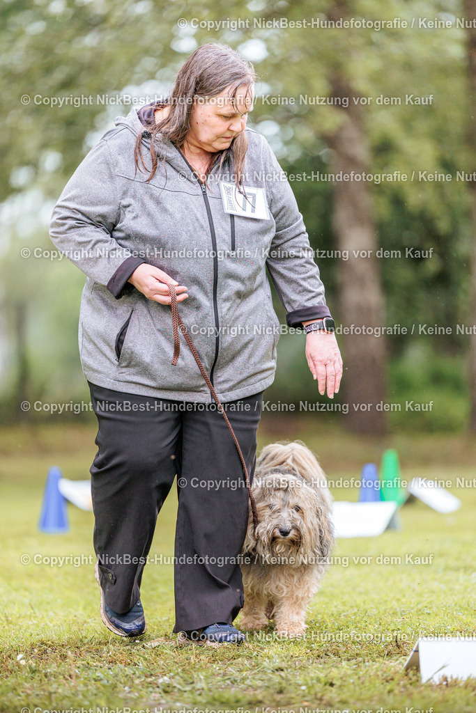RO-Blumenthal-2026-Nickbest-Hundefotografie-3547 | Dein Hund! Dein Moment! Deine Erinnerungen! Hundefotografie in Bremen Blumenthal. Ich fange die besonderen Momente deines Vierbeiners ein – ob Indoor mit Blitzanlage oder in der freien Natur. Sicher dir dein Moment und dein Termin für eure Erinnerungen.