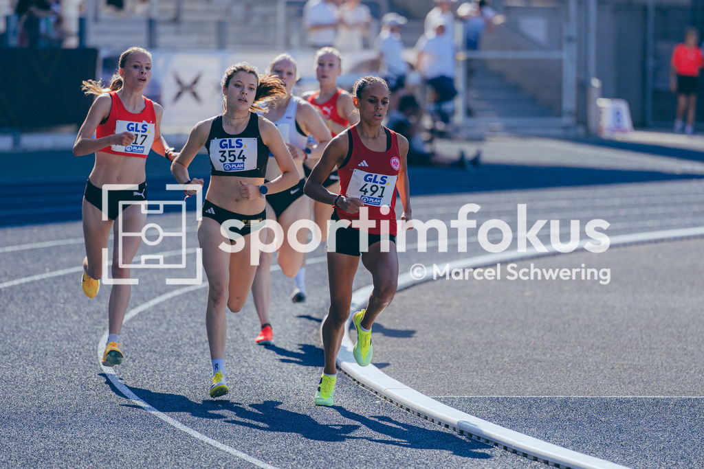 Deutsche Meisterschaften U20 / U16 2026 | Soumia Broum, Eintracht Frankfurt e.V., 491, Anne Leins, LG Stadtwerke München, 354, 1500-Meter-Lauf, Deutsche Meisterschaften der U20 &amp; U16 2026, Lohrheidestadion Bochum-Wattenscheid, 10.07.2026. Foto: Marcel Schwering / sportimfokus - Realisiert mit Pictrs.com