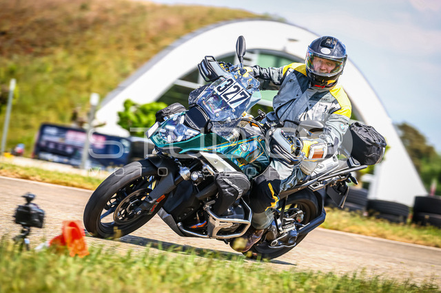 0327-260508DCB-028_327 | Deine Full-Service-Agentur für ✔️Videoproduktionen und ✔️Motorsportfotografie Jetzt Angebot anfragen!