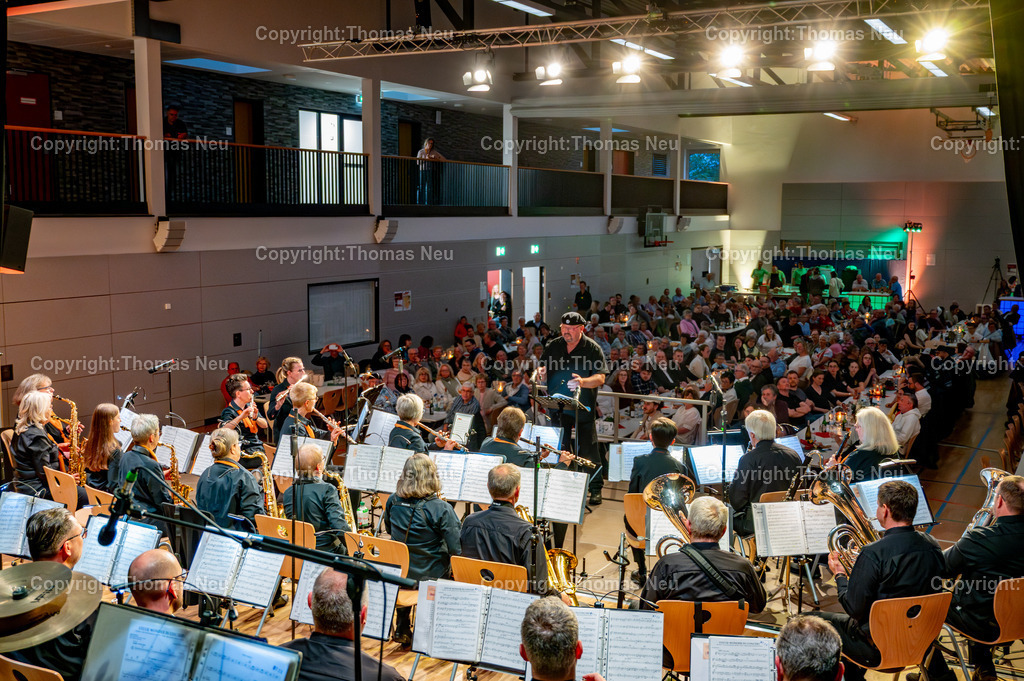 Musikcorps-Einhausen--Fotografie-Thomas-Neu-23 | ble,11.04.2026,Konzert Musikcorps Einhausen mit Dirigent Jean Diehl, Moderator Daniel Degen, ,Bild: THomas Neu