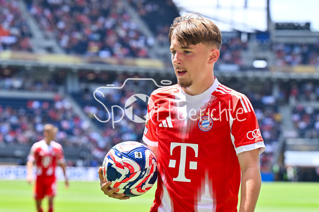 FC Bayern München - TQL Stadium | im Bild Lennart KARL (FC Bayern Muenchen 46) / Einzelfoto / Freisteller / FIFA Club World Cup: FC Bayern Muenchen - Auchkland City FC, TQL Stadium am 15.06.2025 / BLD / ZDF / NOT FOR SALE IN USA