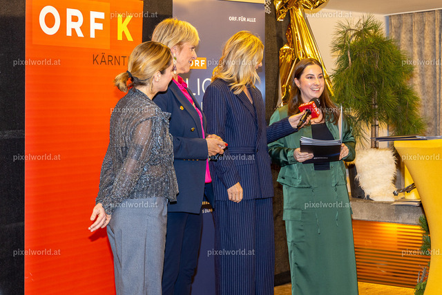 Licht ins Dunkel Gala - Urkundenverleihung | Bildershop von pixelworld.at - Realisiert mit Pictrs.com