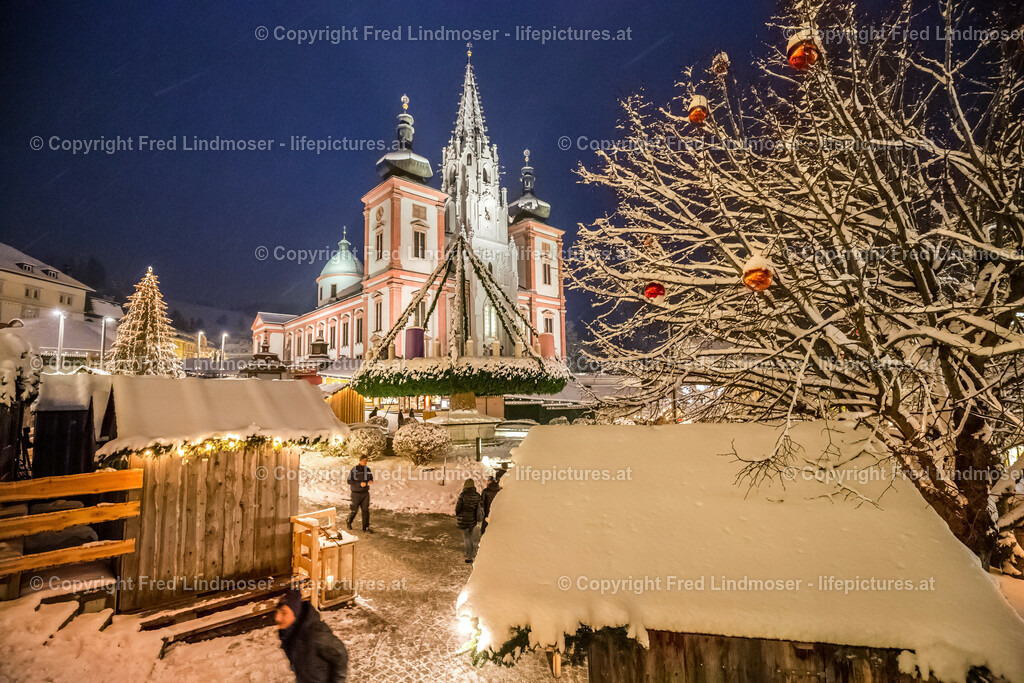 Mariazell Advent Eroeffnungsdonnerstag Schnee 2015-5739-standard-scale-2_00xgross | Fotos und Fotoprodukte - Realisiert mit Pictrs.com