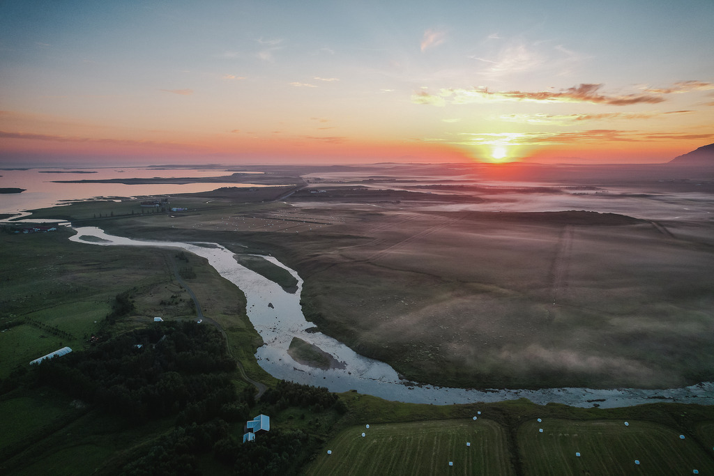 Island Drohnenaufnahme | freigereist - Realisiert mit Pictrs.com