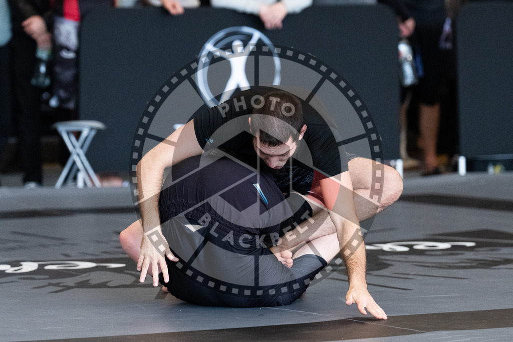 20251129PBB7756 | Fighters compete during the luta livre competition ILLCS XI winter edition on November 29, 2025 in Hannover, Germany.