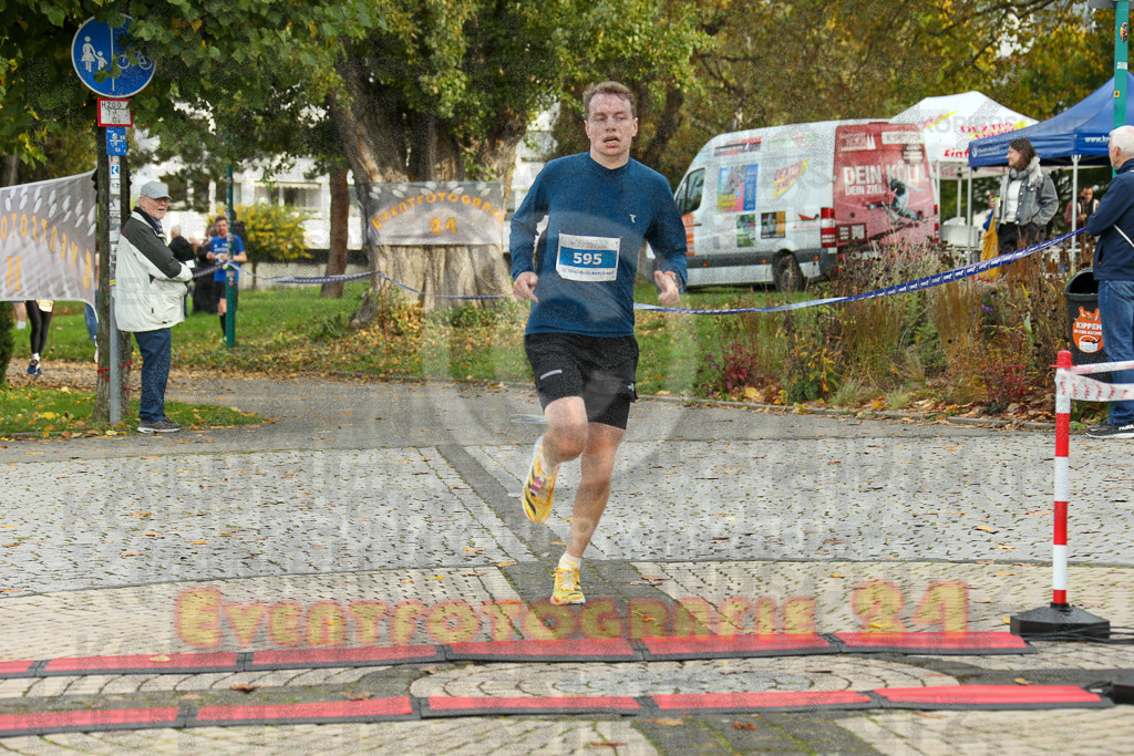 241020_1007_EX1_7774 | Sportfotografie im Rhein-Sieg Kreis, Köln, Bonn, NRW, Rheinland Pfalz, Hessen, etc. Unser Tätigkeitsfeld umfasst den Laufsport vom Volkslauf über den Marathon, Duathlon, Triathon bis zum Ultralauf wie Kölnpfad Ultra oder Schindertrail.