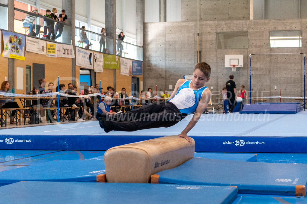 104. Zürcher Kunstturnertage Neftenbach - 14. May 2022 | 104. Zürcher Kunstturnertage Neftenbach
Turnhalle Ebni, Neftenbach
Bild: Sportfotografie Markus Aeschimann | www.markus-aeschimann.ch - Realisiert mit Pictrs.com