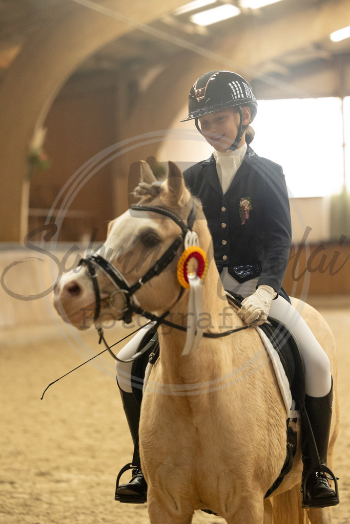 994A4615 | sabrinanicolaifotografie - Realisiert mit Pictrs.com