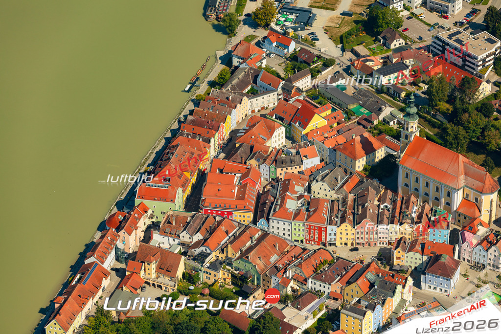 Luftaufnahme der Stadt Schärding - Die Luftaufnahme wurde 2025 vom UL-Flugzeug heraus erstellt ( keine Drohne ) - Hochauflösende Luftaufnahme - für professionelle Ausdrucke geeignet. Die Geschenkidee !Mit Lizenz und Bildrechte bestellbar