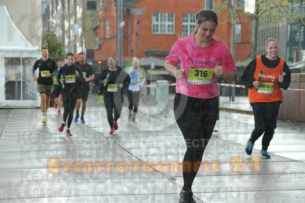 220917_1519_EX1_5428 | Sportfotografie im Rhein-Sieg Kreis, Köln, Bonn, NRW, Rheinland Pfalz, Hessen, etc. Unser Tätigkeitsfeld umfasst den Laufsport vom Volkslauf über den Marathon, Duathlon, Triathon bis zum Ultralauf wie Kölnpfad Ultra oder Schindertrail.