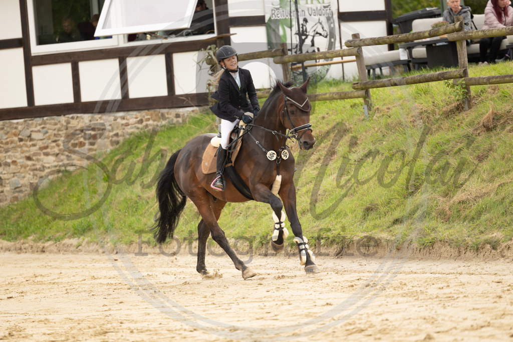 994A8677 | sabrinanicolaifotografie - Realisiert mit Pictrs.com