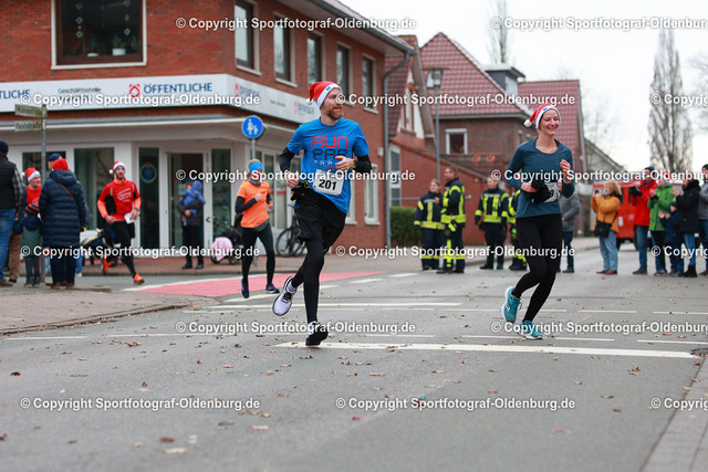 AMLA3667 | Bildershop "Sportfotograf-Oldenburg" mit Fotos von Sportevents in Oldenburg und Umzu. - Realisiert mit Pictrs.com