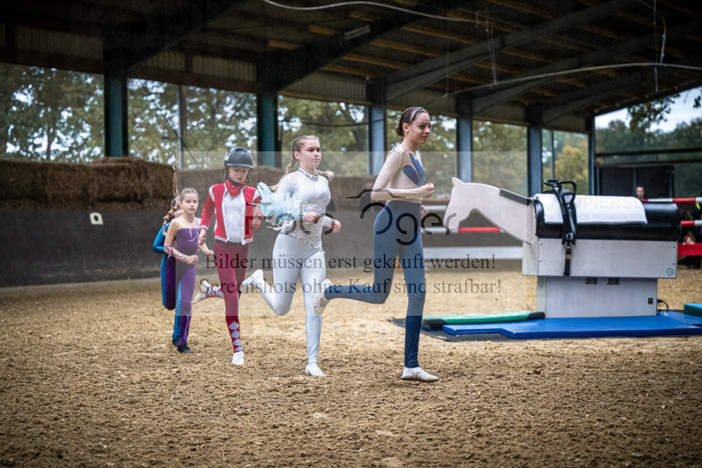 DOS_0041 | Entdecke hochwertige Reitturnierfotos von Foto Oger. Professionell, emotional und authentisch – jetzt Lieblingsmomente im Shop bestellen.Deutschlandweite Turnierfotografie. - Realisiert mit Pictrs.com