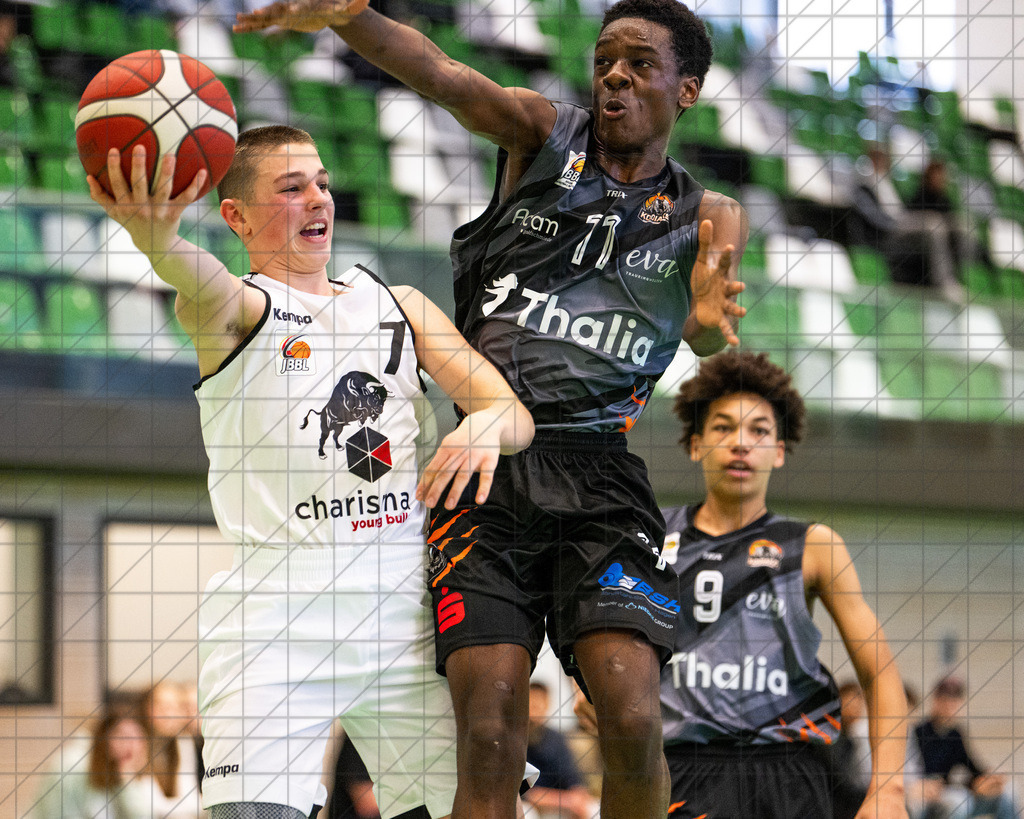 JBBL 24/25 | 27.10.2024 | Charisma Young Bulls vs. BBA Hagen | JBBL 24/25 | 27.10.2024 | Charisma Young Bulls vs. BBA Hagen - - - - - CREDIT, www.bullenfotos.de, Martin König, Hörner Weg 40, D-49078 Osnabrück, +4917663732967, Nutzung und Weitergabe nur zu den vereinbarten Zwecken. Presseanfragen an Urheber. Alle Rechte beim Urheber. - - - - - - Realisiert mit Pictrs.com