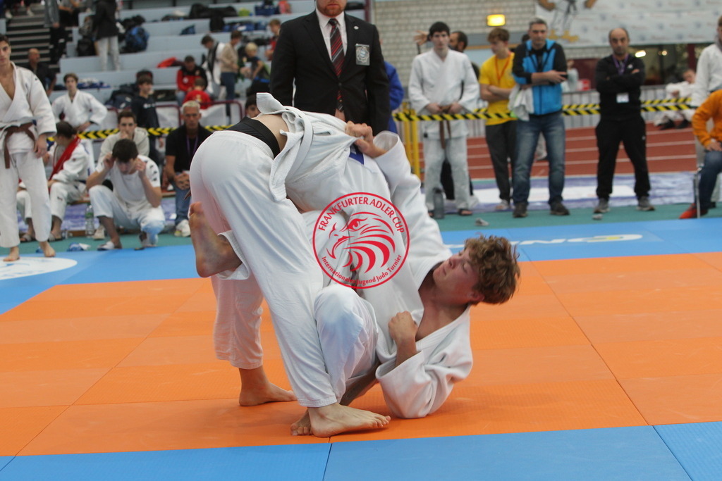 JT6F9164 | Fotos vom Adler Cup - Pictures from Adler Cup

Hier findet Ihr alle Eindrücke und großen Momente der Adler Cup Wochenenden. Here you will find all impressions and great moments of the Adler Cup weekends. - Realisiert mit Pictrs.com