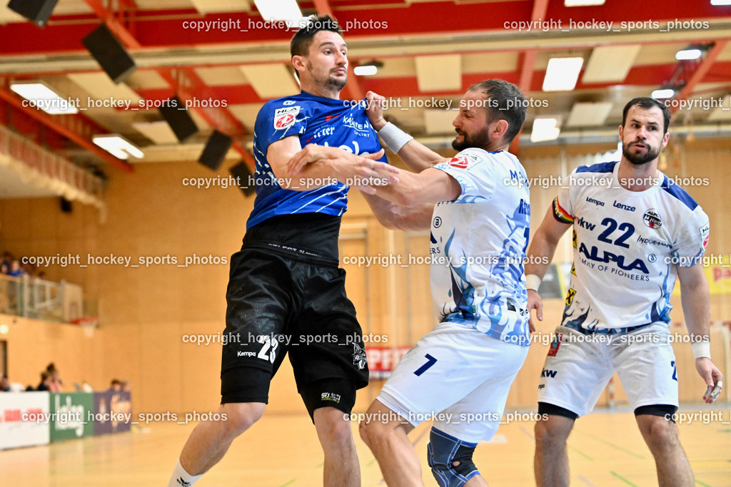 SC Ferlach vs. ALPA HC Hard | #23 KOCBEK Jure SC Ferlach, #7 RASCHLE Luca HC Hard, #22 BABIC Dejan HC Hard, SC Ferlach vs. ALPA HC Hard, SC Ferlach vs. ALPA HC Hard am 30.04.2024 in Ferlach (Ballspielhalle Ferlach), Austria, (Photo by Bernd Stefan)