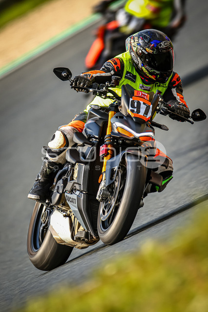 0097-250505_OSL-006_97 | Deine Full-Service-Agentur für ✔️Videoproduktionen und ✔️Motorsportfotografie Jetzt Angebot anfragen!