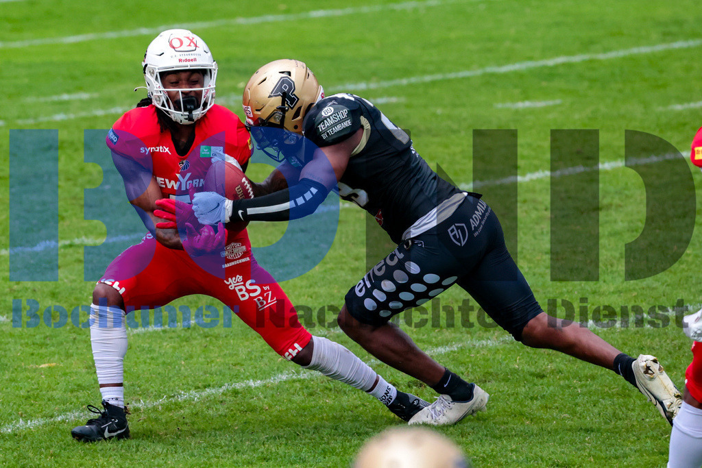 GFL: Paderborn Dolphins vs. New Yorker Lions{date} -  | {headline}(Foto: Sebastian Sendlak / BOND) - Realisiert mit Pictrs.com