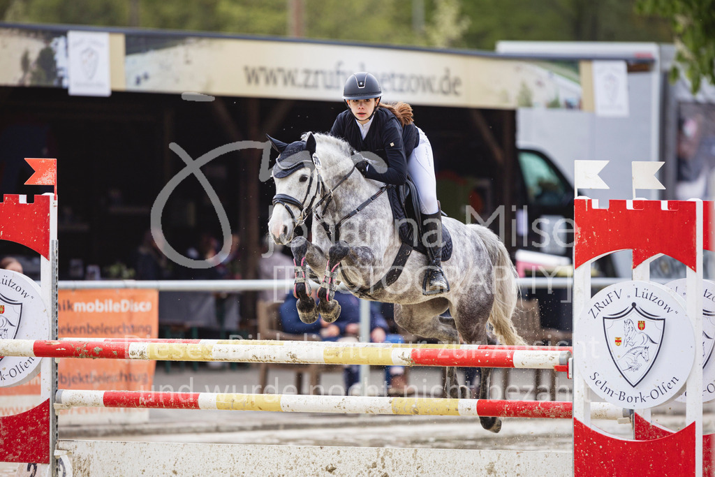 240426_Olfen-Vinnum_PonyTrophy-157 | Deine schönsten Turniermomente als professionelle Fotos! Entdecke hochwertige Pferdesport-Fotografie im Online-Shop. Jetzt Fotos finden & bestellen!