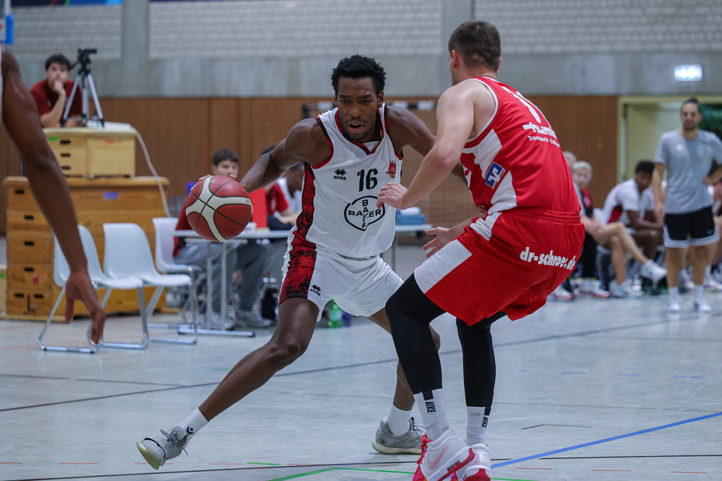 Regio Test BAYER GIANTS vs BSV Münsterland Baskets Wulfen-73 | Fotos von Basketballspielen aus dem Raum NRW fotografiert von Gero Mueller-Laschet und Daniel Schaefer - Realisiert mit Pictrs.com
