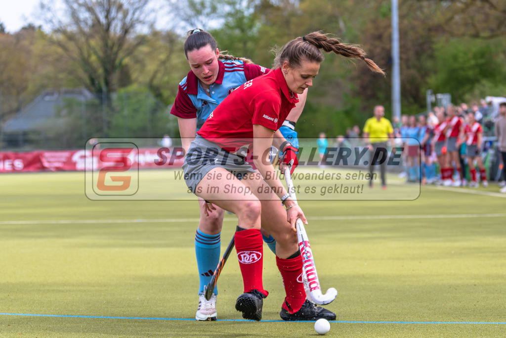 SM_20240427-D85_0162 | Playoffs:1.Bundesliga Feldhockey (W) UHC - DCadA /  1:3 (0:1)