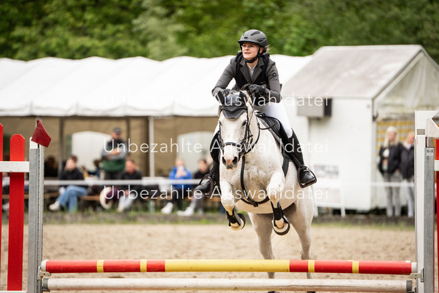 Bad_Meinberg_07619 | saradresslerfotografie - Realisiert mit Pictrs.com