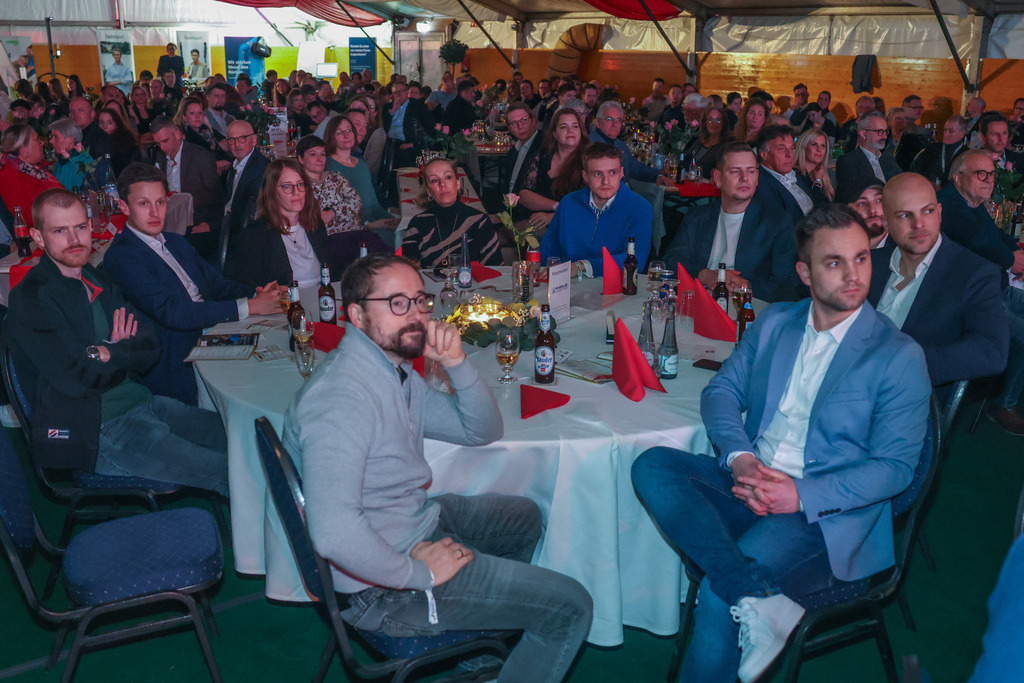 top-top.de250214-154 | Die 3. Weseler SportNacht, die große Sportgala mit Ehrungen der Weseler Sportler des Jahres 2024 findet am Freitag, den 14.02.2025 im Festzelt an der Rheinpromenade statt.Foto: Erwin Pottgiesser